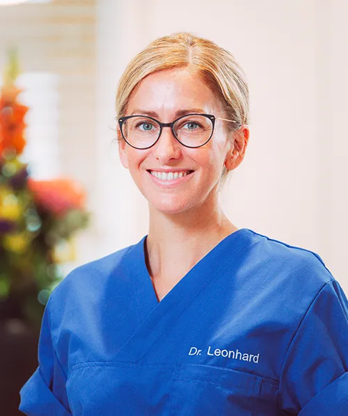 Dr. Johanna Leonhard